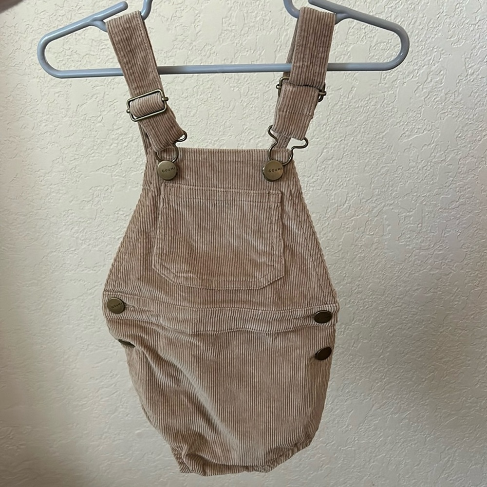 NEW Goumi corduroy onsie (12-18 m)